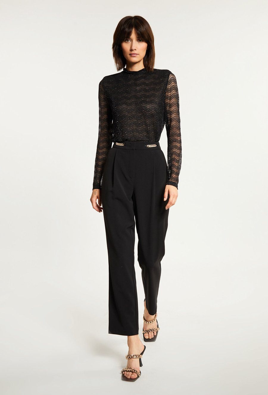 Błyszcząca bluzka damska