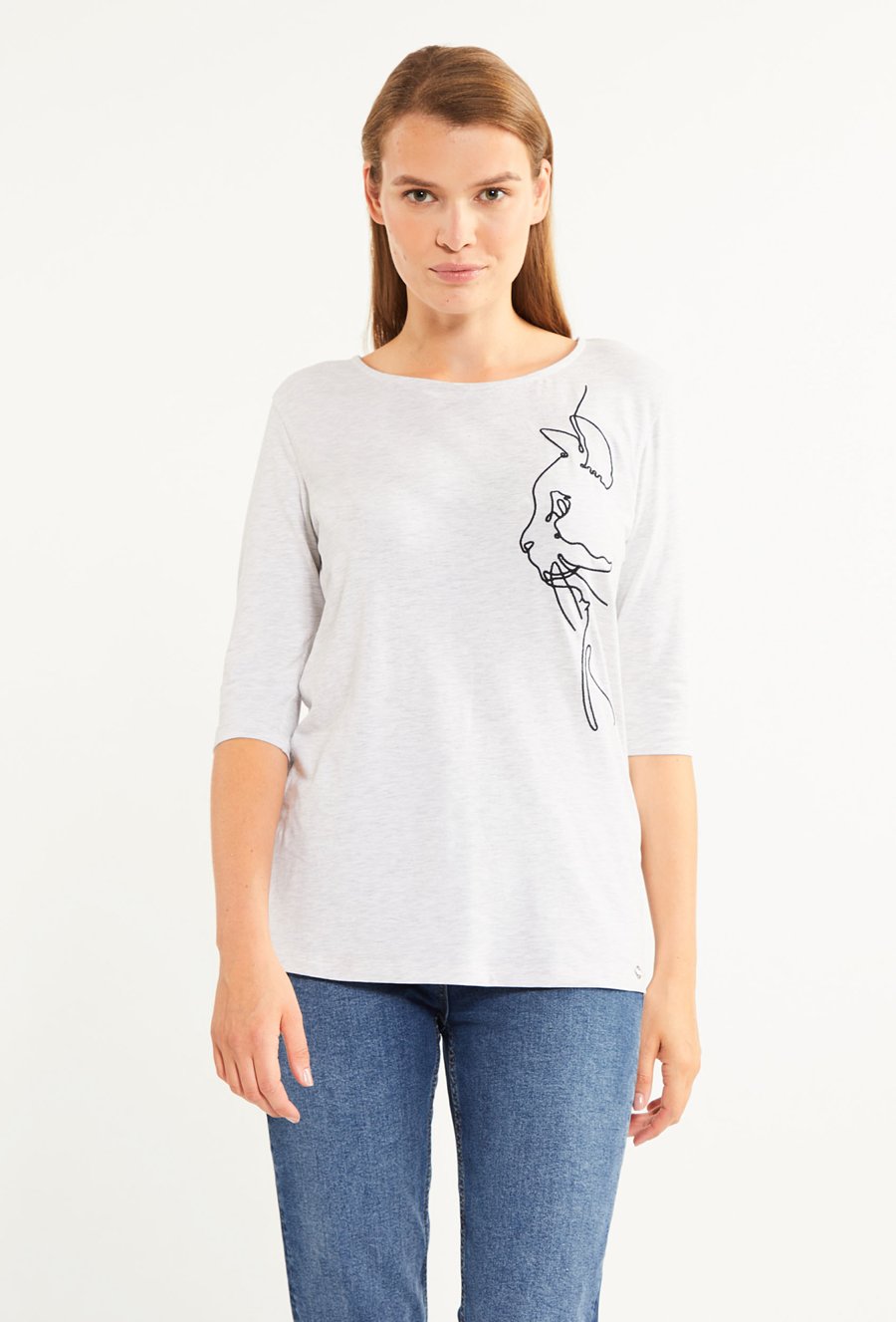 T-shirt damski z haftowanym wzorem