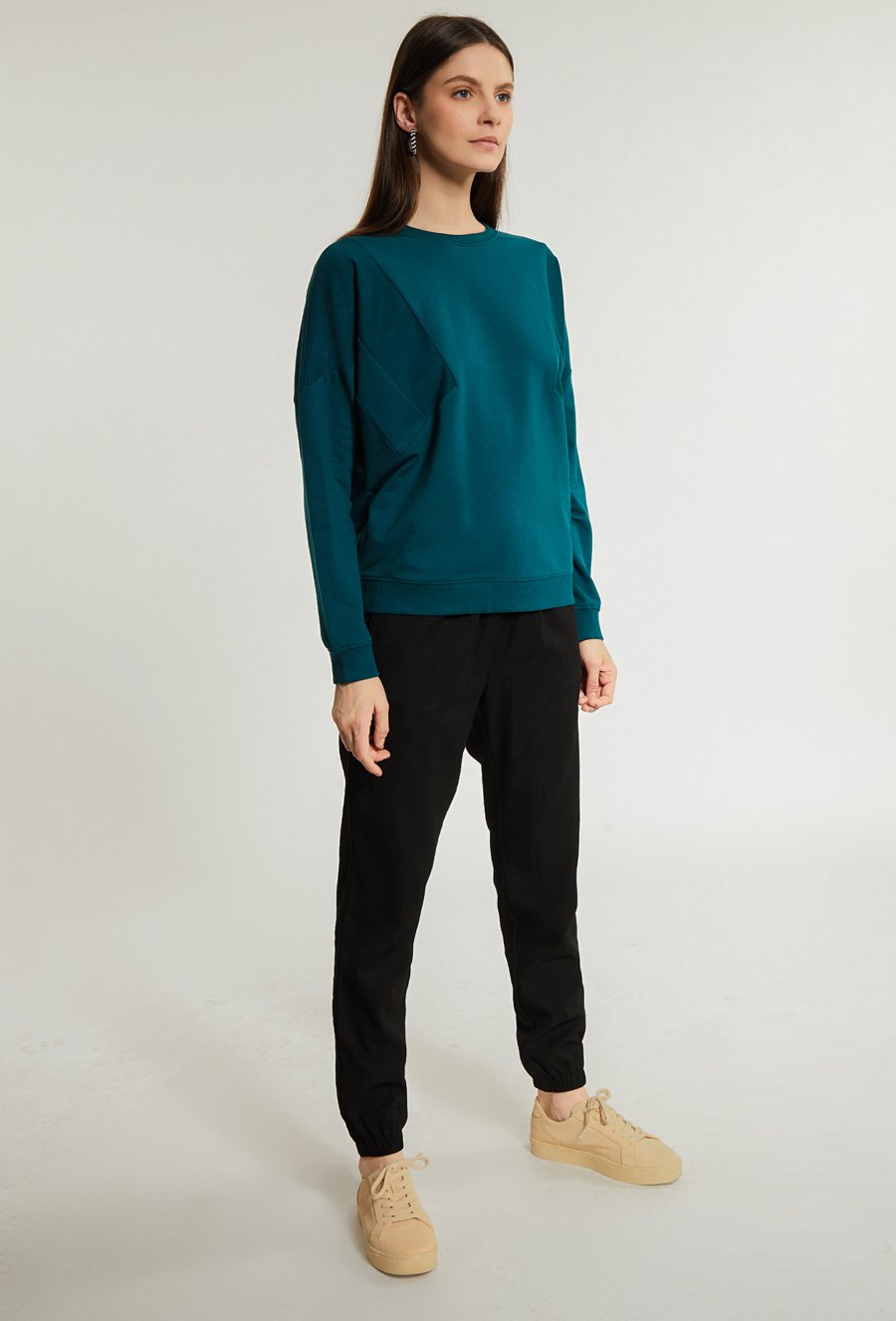 Bawełniana bluza z przeszyciami