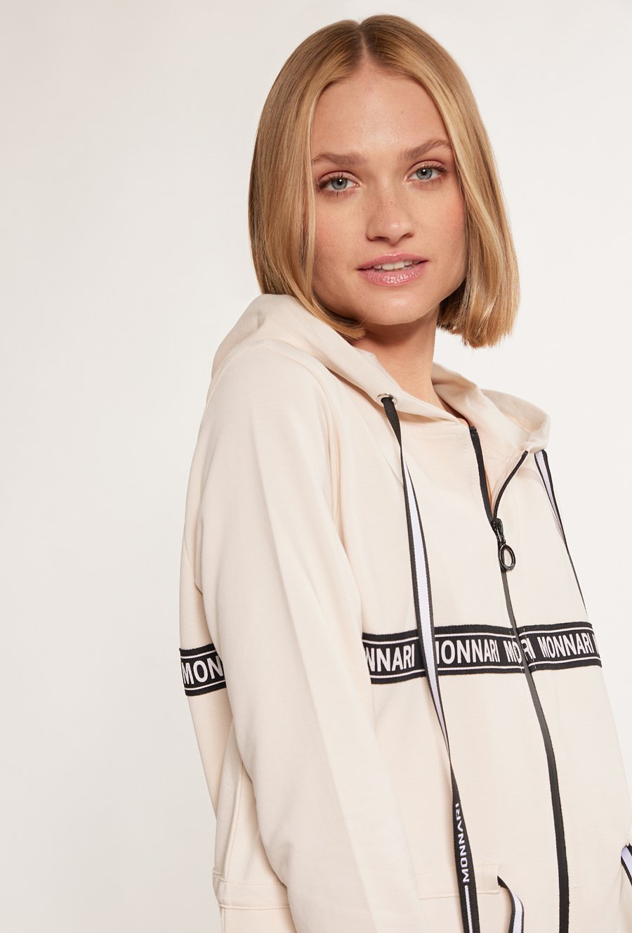 Długa bluza damska ze ściągaczem