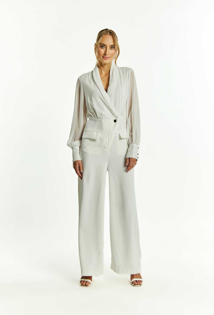 Elegancki biały kombinezon