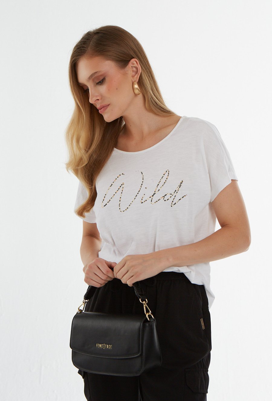 Biały T-shirt z napisem wild