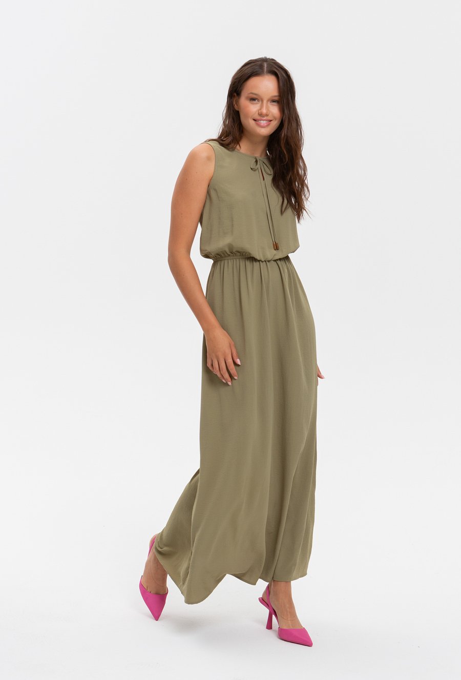 Długa gładka sukienka