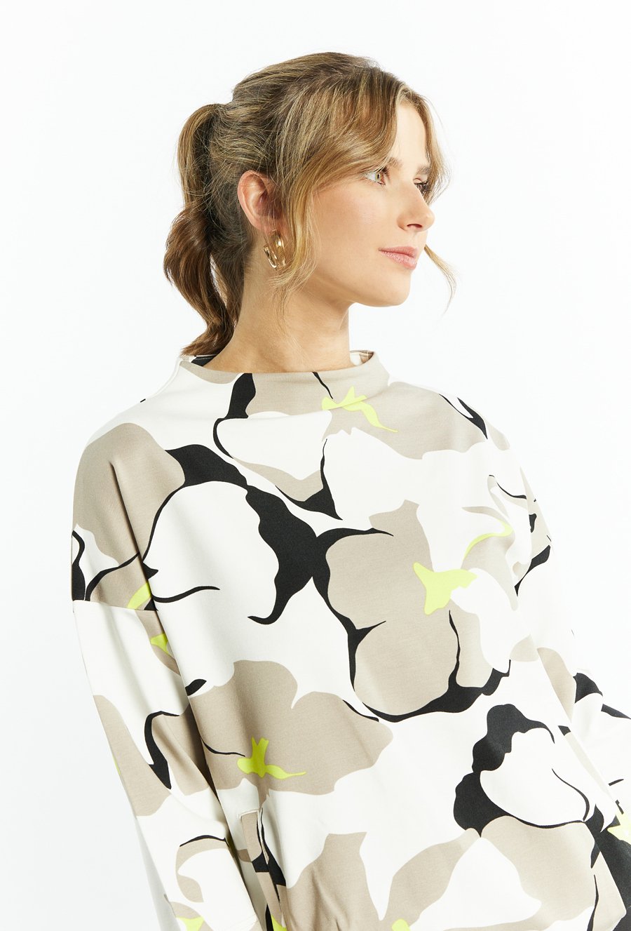 Bluza damska z wzorzystej dzianiny