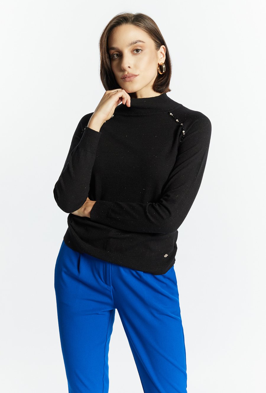 Połyskujący sweter z dżetami