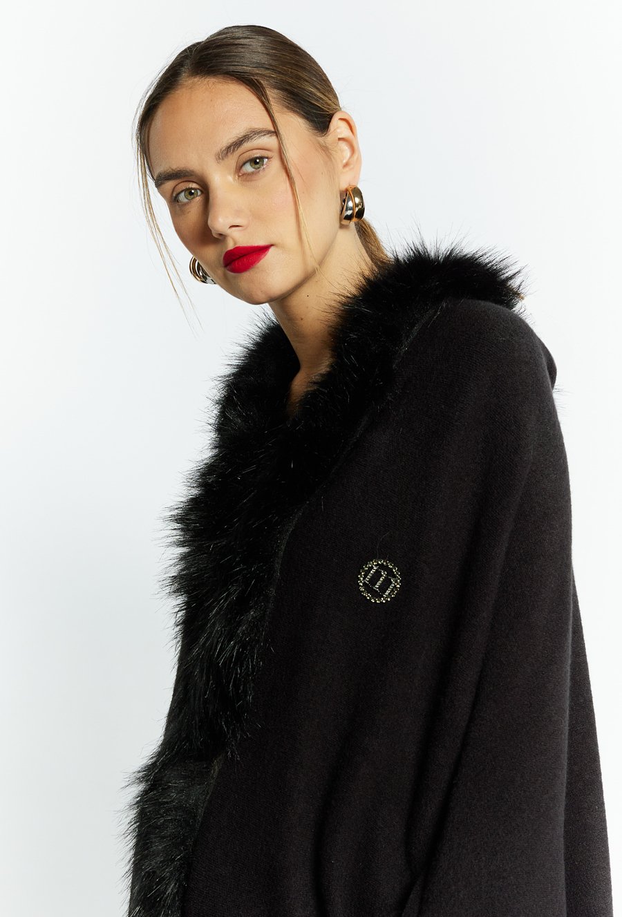 Szal damski typu ponczo