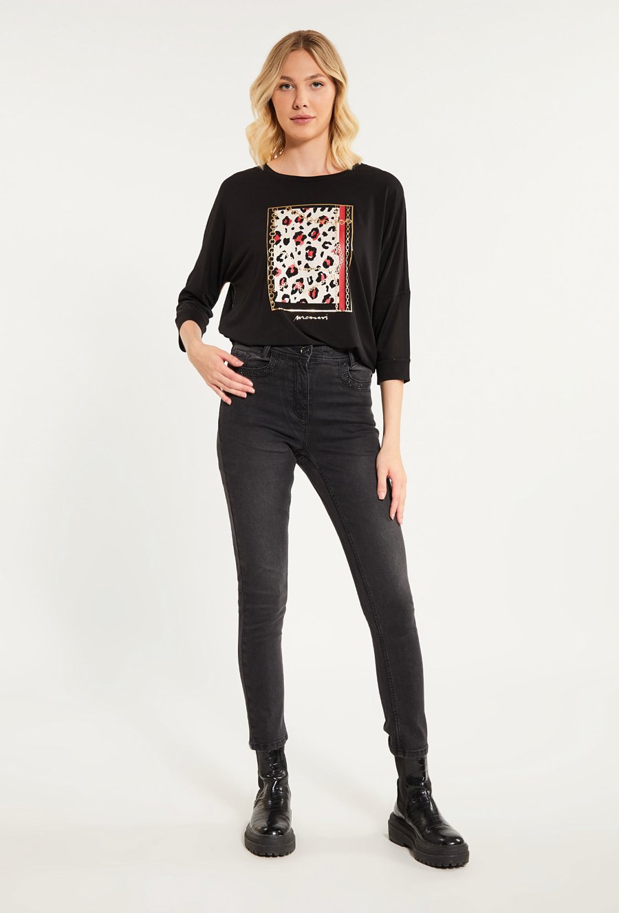 Jeansy z efektem sprania