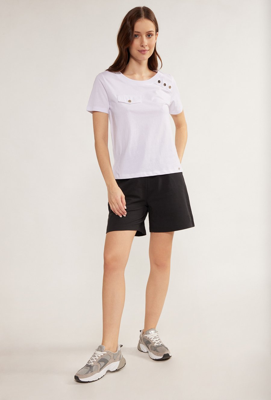 Bawełniany t-shirt z aplikacją