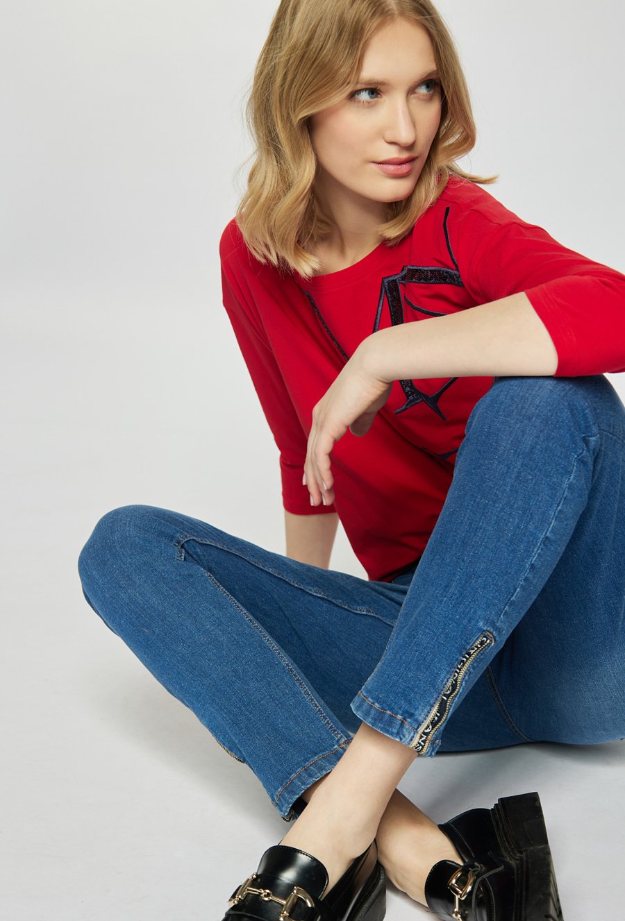 Jeansy damskie z wysokim stanem