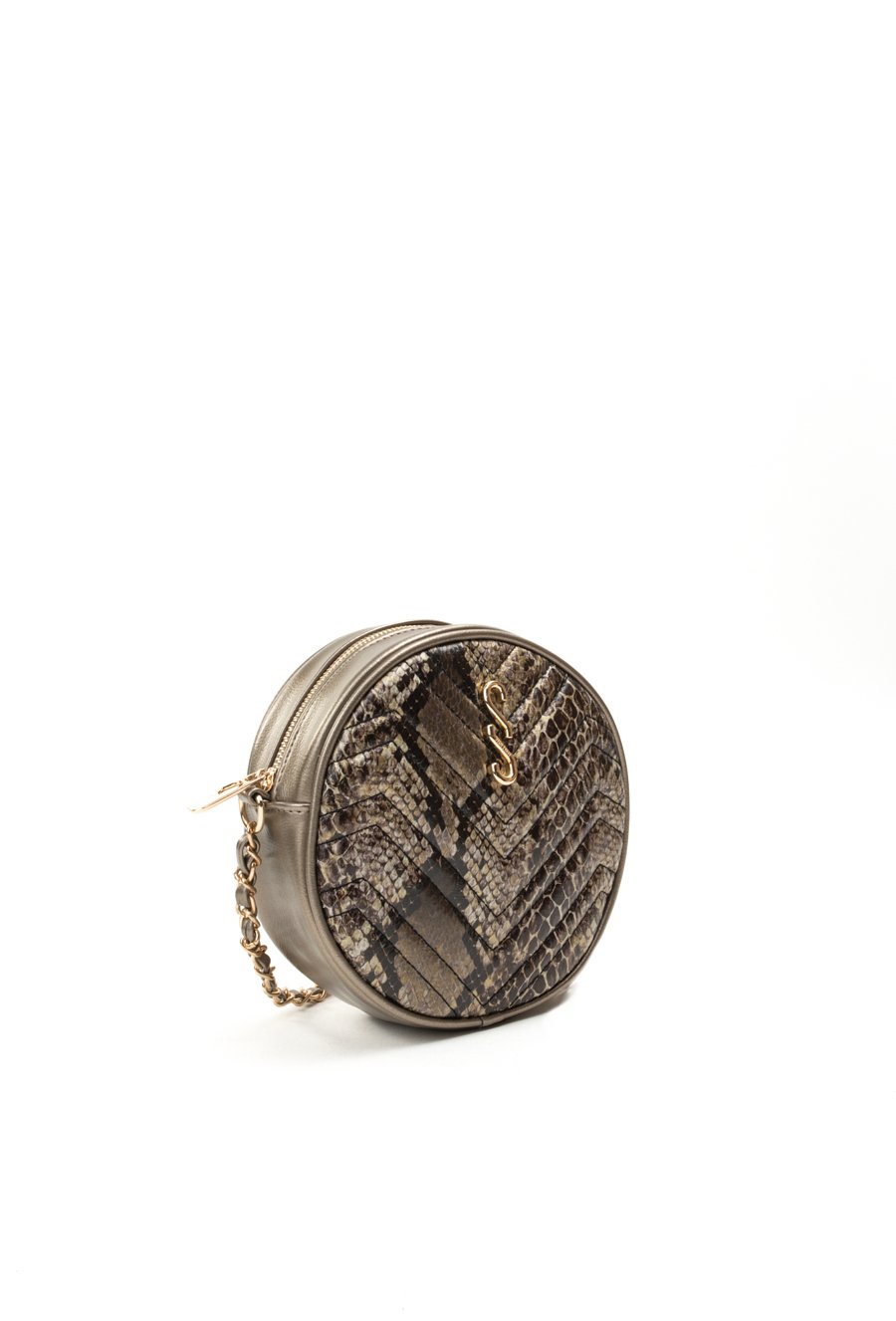 Kuferek damski o ciekawym kształcie