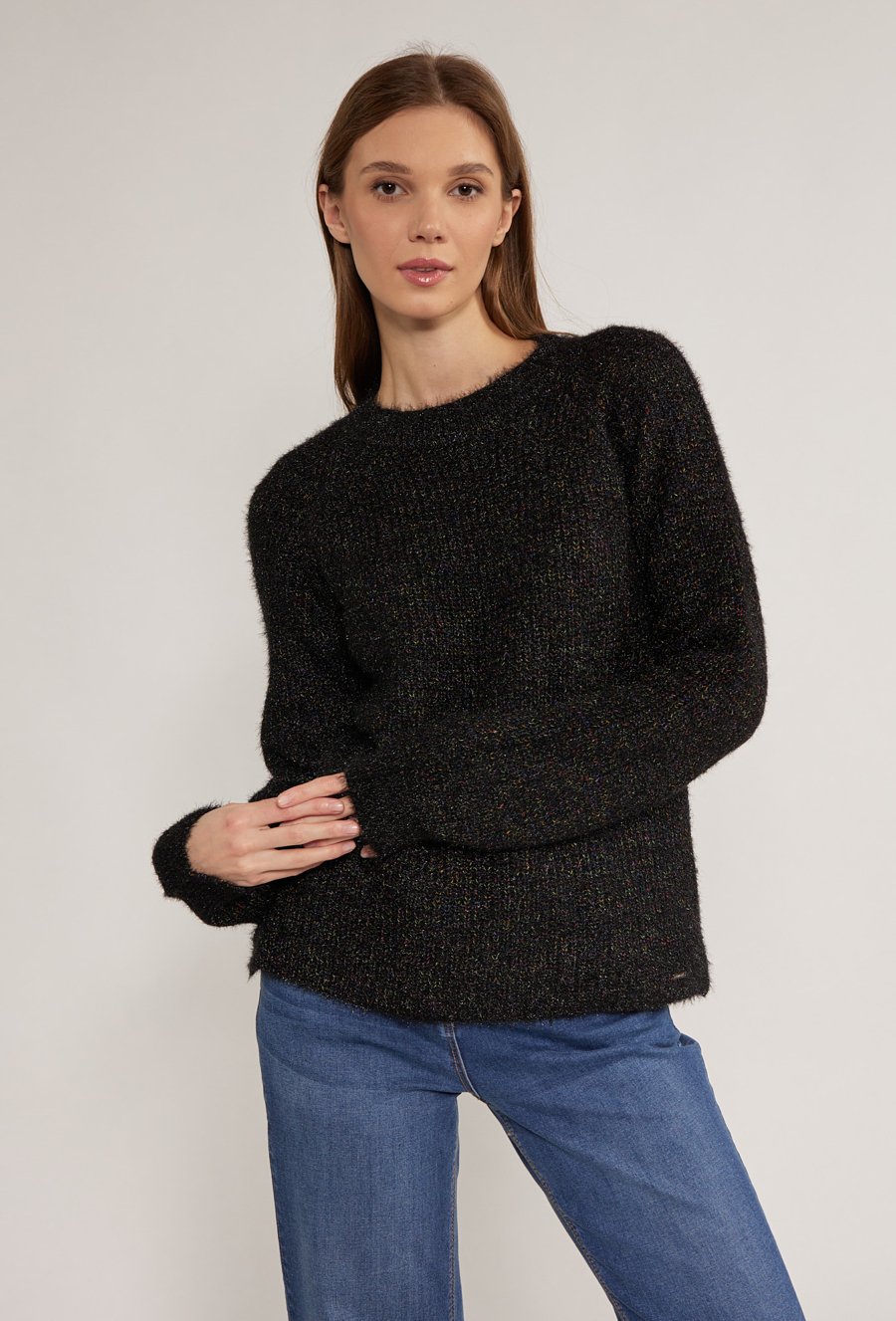 Połyskujący sweter z p&oacute;łgolfem