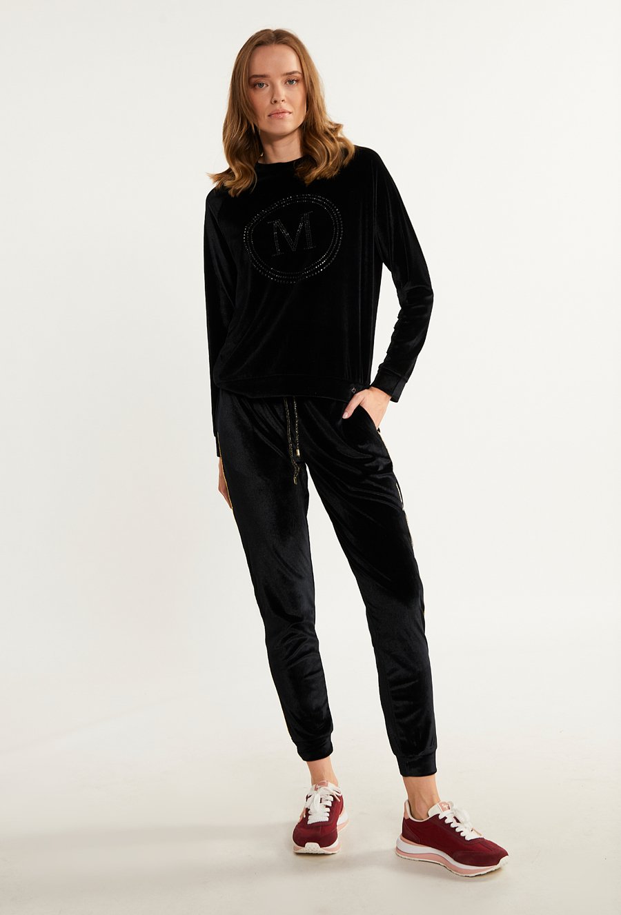 Welurowa bluza z dżetowym wzorem