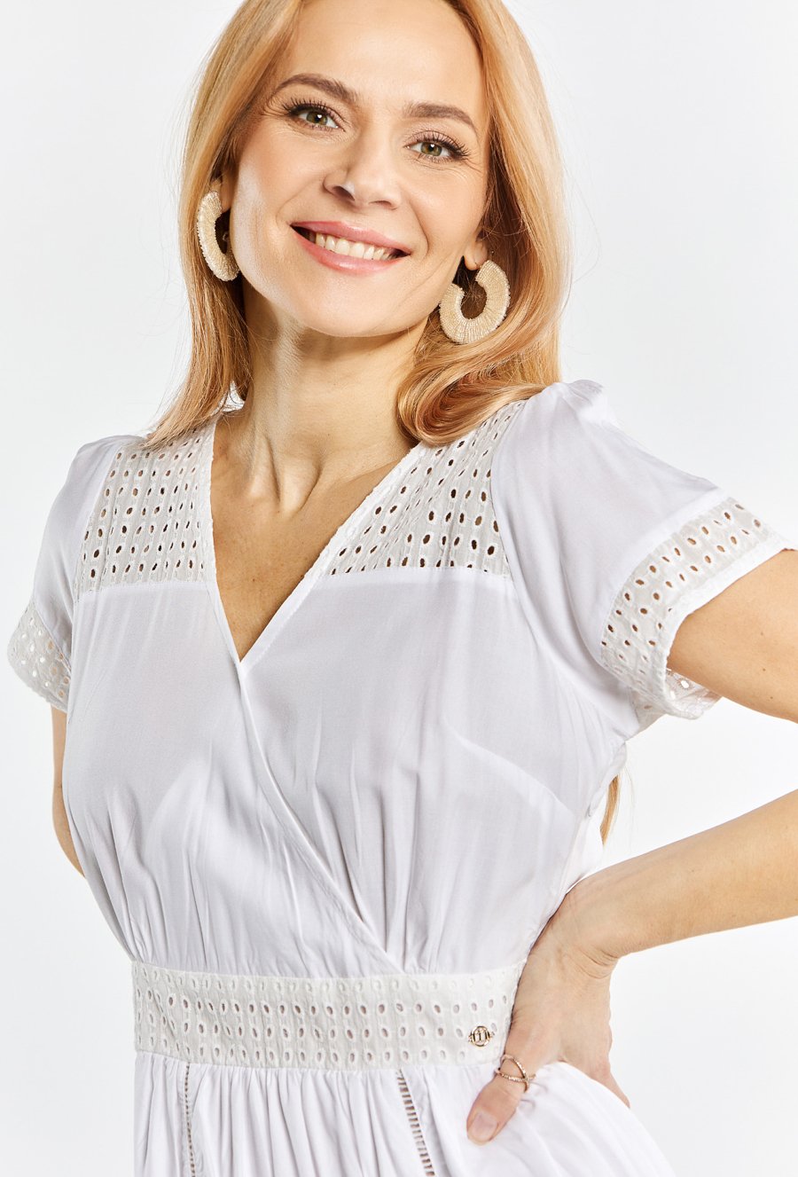 Sukienka z dekoltem kopertowym