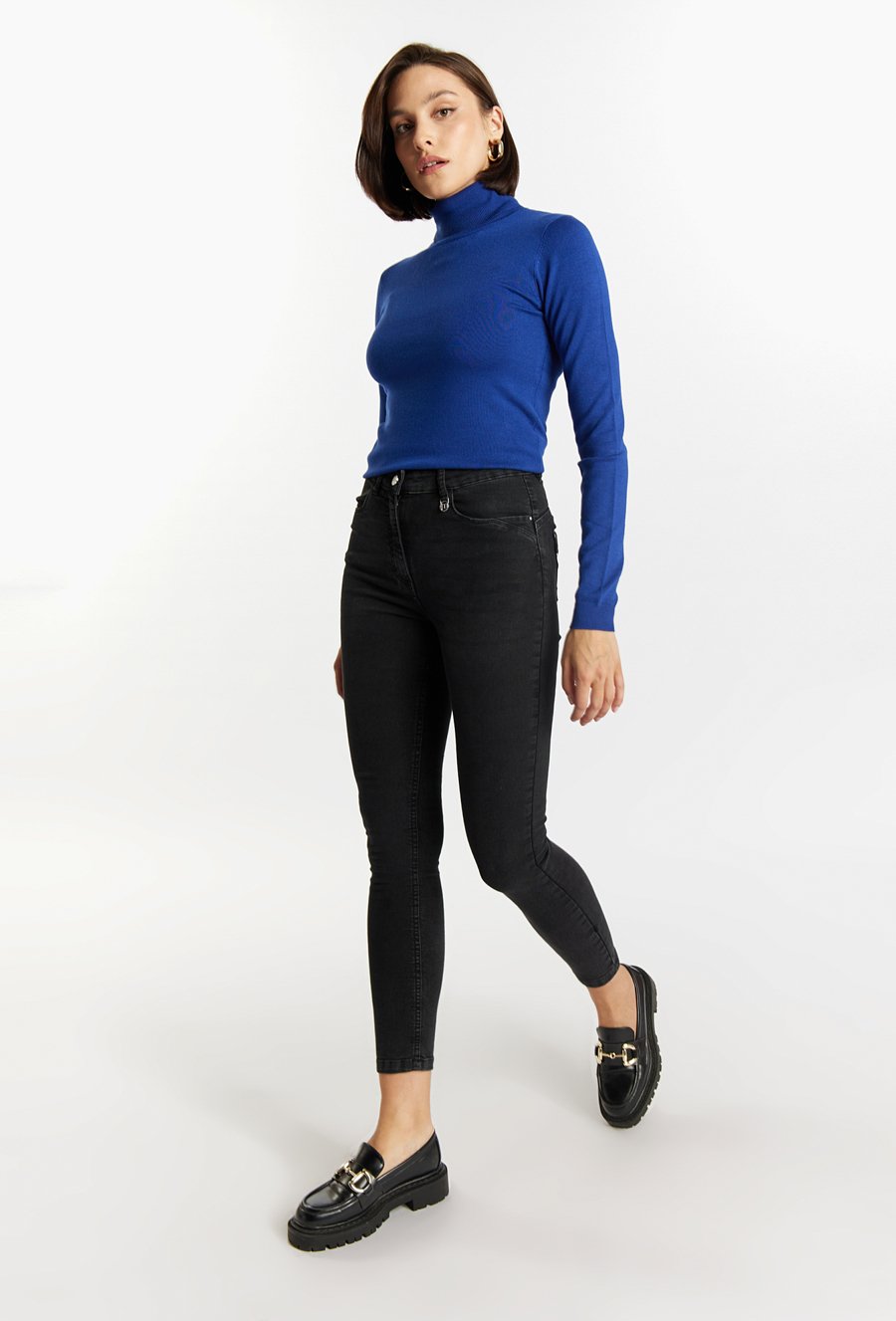 Jeansy z wysokim stanem