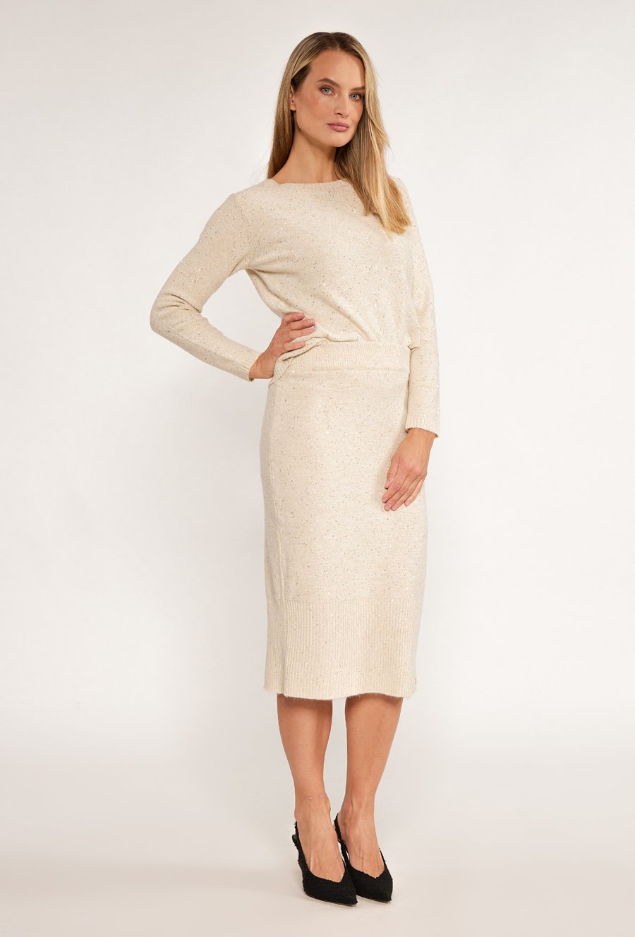 Połyskująca sp&oacute;dnica damska