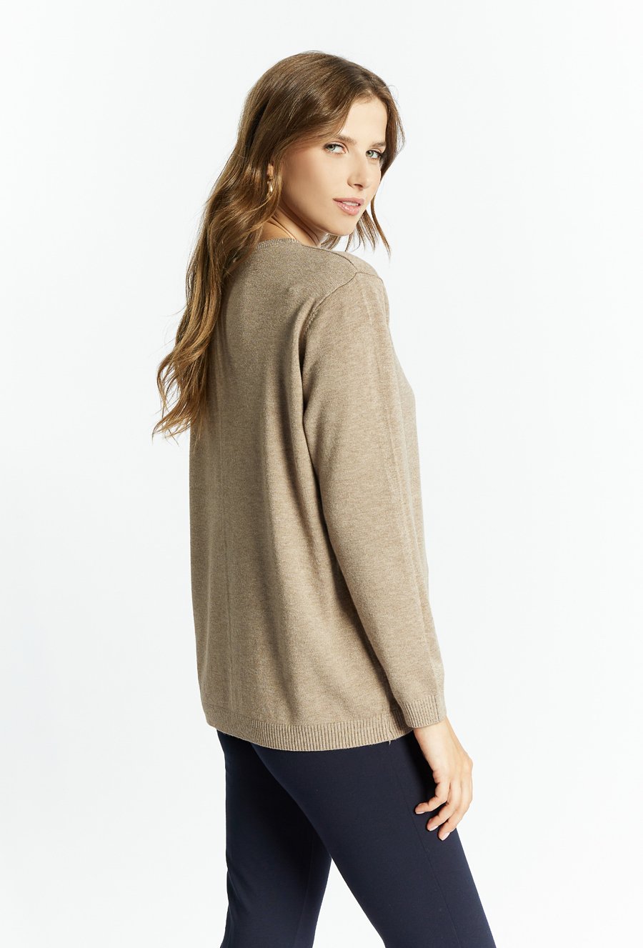 Sweter wykonany z wiskozy