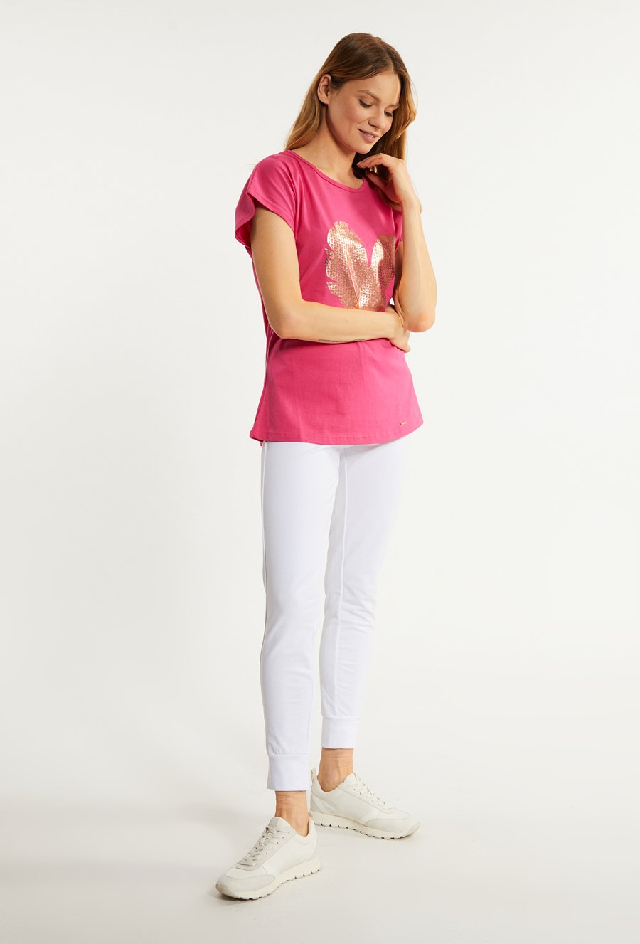 Bawełniany t-shirt damski z ciekawym wzorem