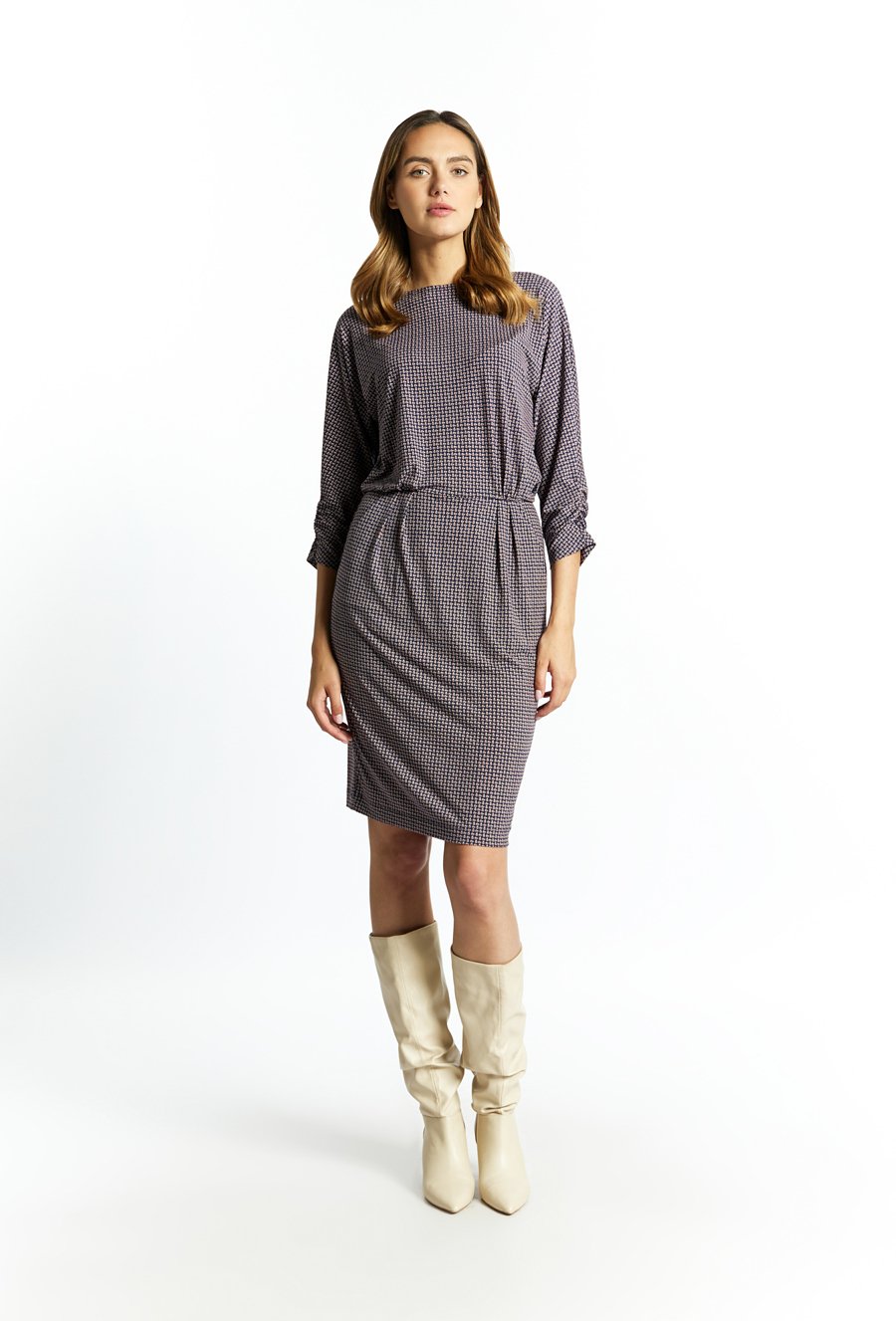 Sukienka damska z gumką w pasie