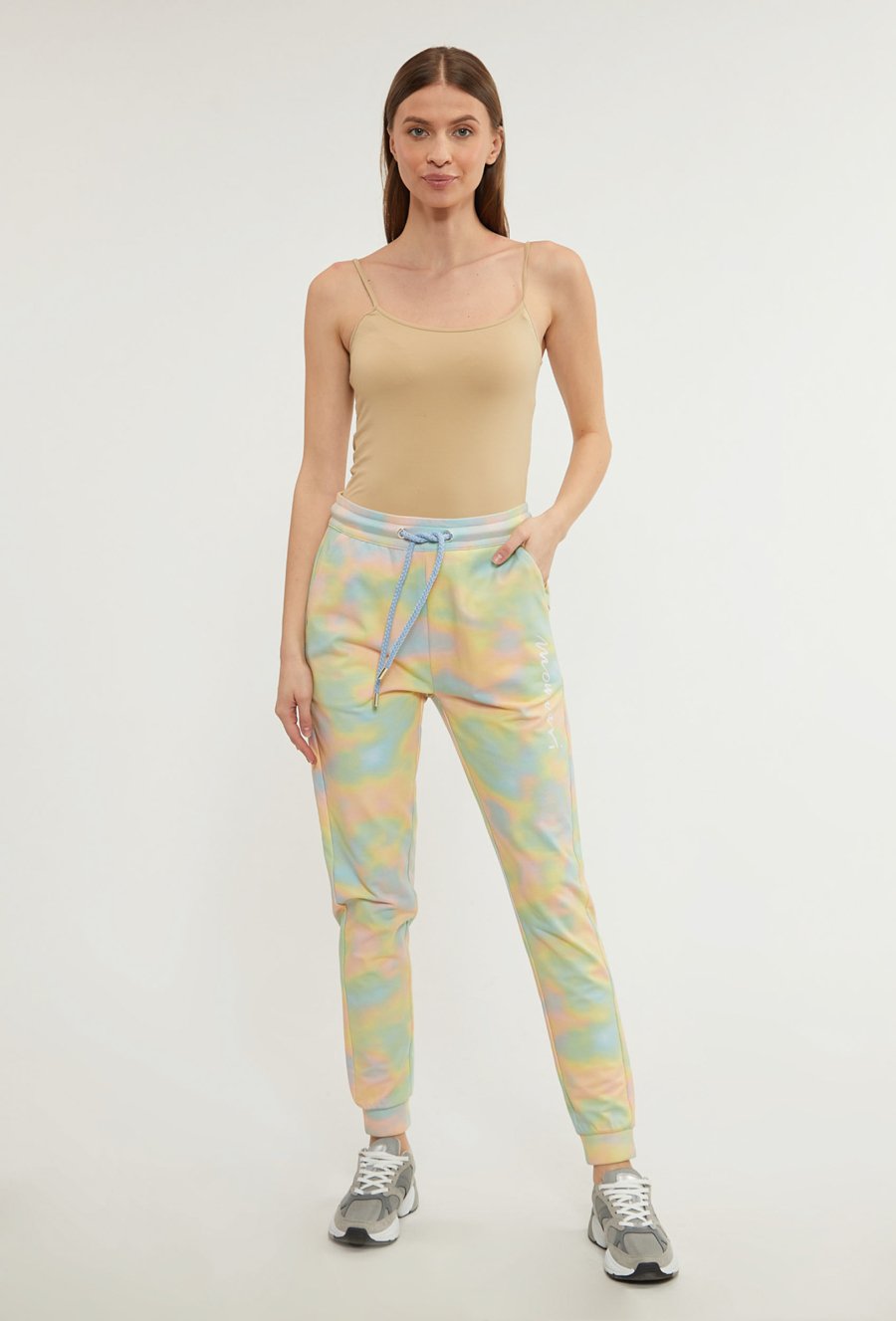 Kolorowe dresy z bawełny