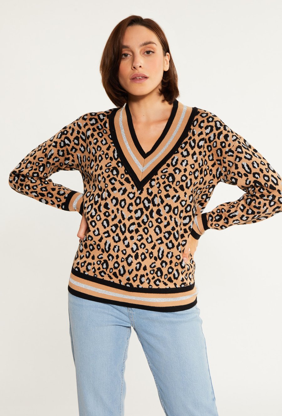 Sweter damski z zwierzęcym printem