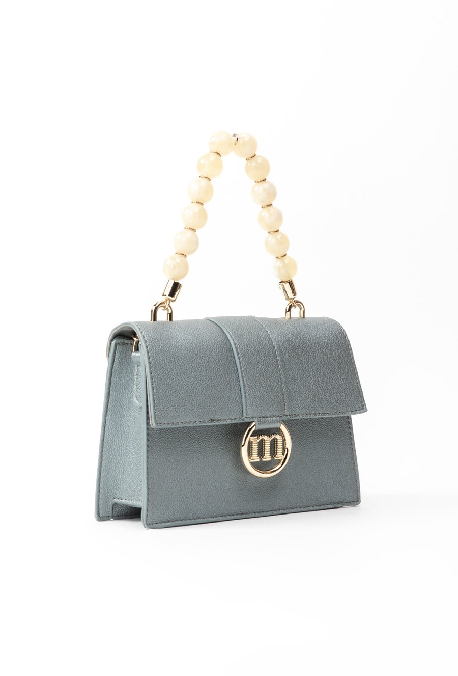 Mały kuferek z klapą