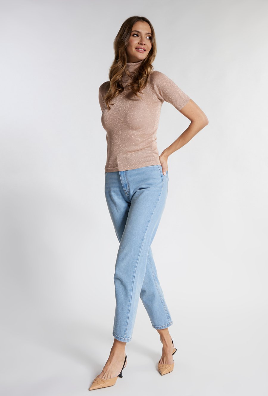 Połyskujący golf z kr&oacute;tkim rękawem