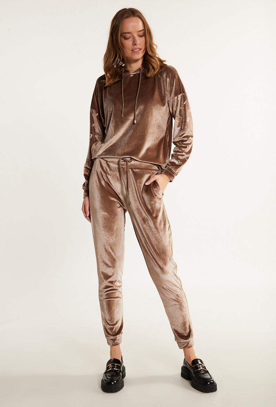 Spodnie z welurowego materiału