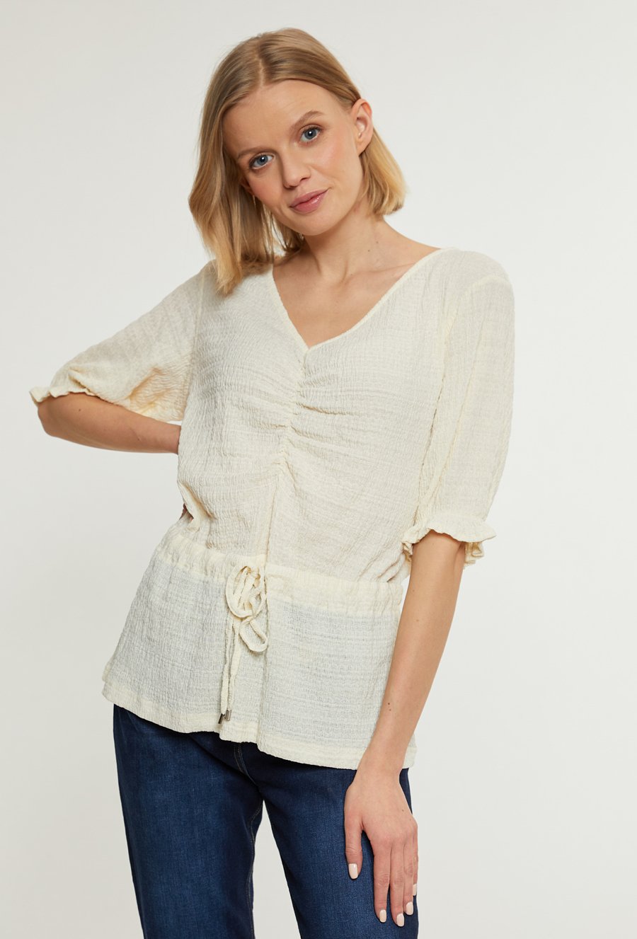 Bluzka damska ze ściągaczem