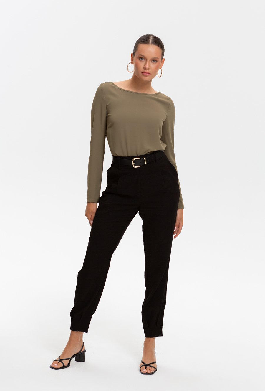 Gładka bluzka z długim rękawem