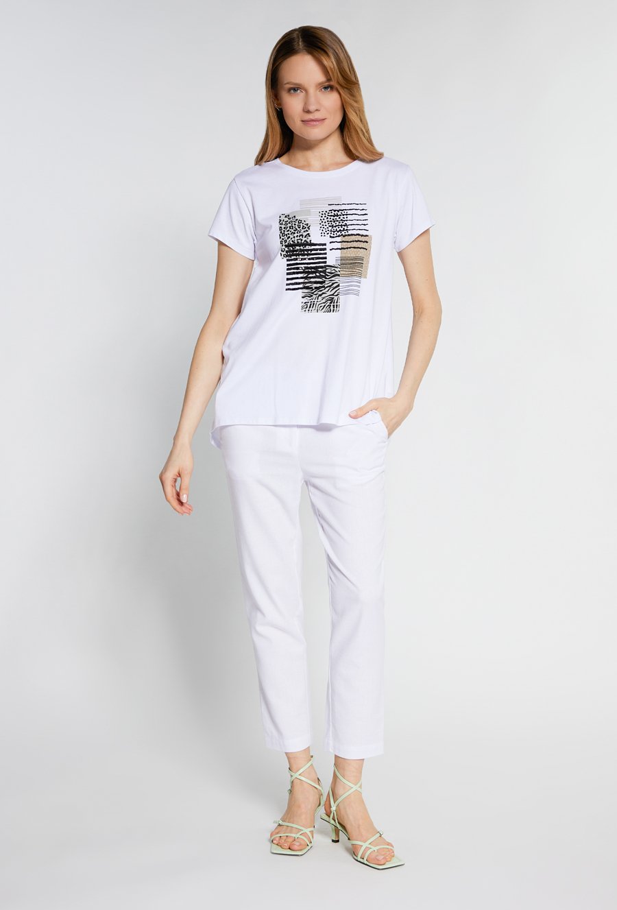 T-shirt z ozdobnym panelem