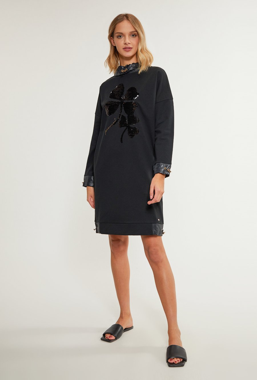 Bawełniana sukienka z wzorem koniczyny