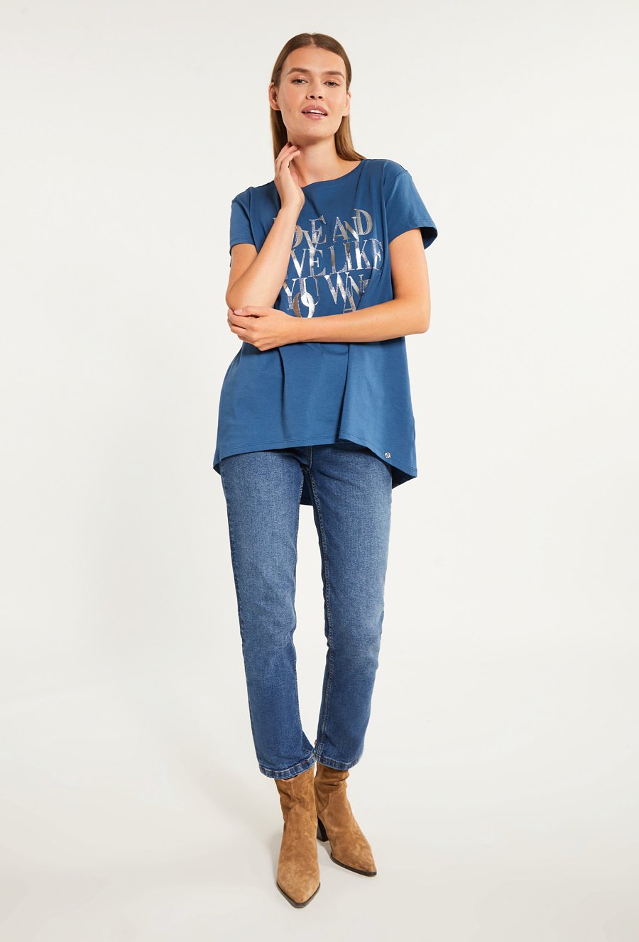 T-shirt damski z ozdobnym napisem