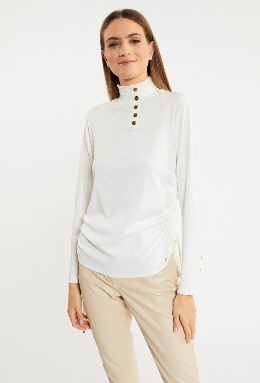 Bluzka z marszczeniem po bokach