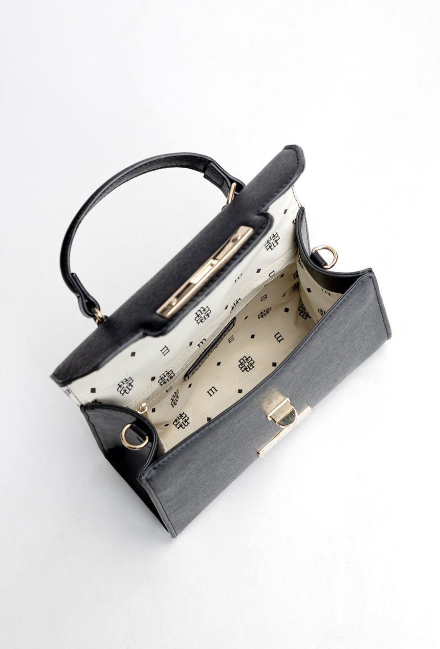 Wizytowy kuferek damski