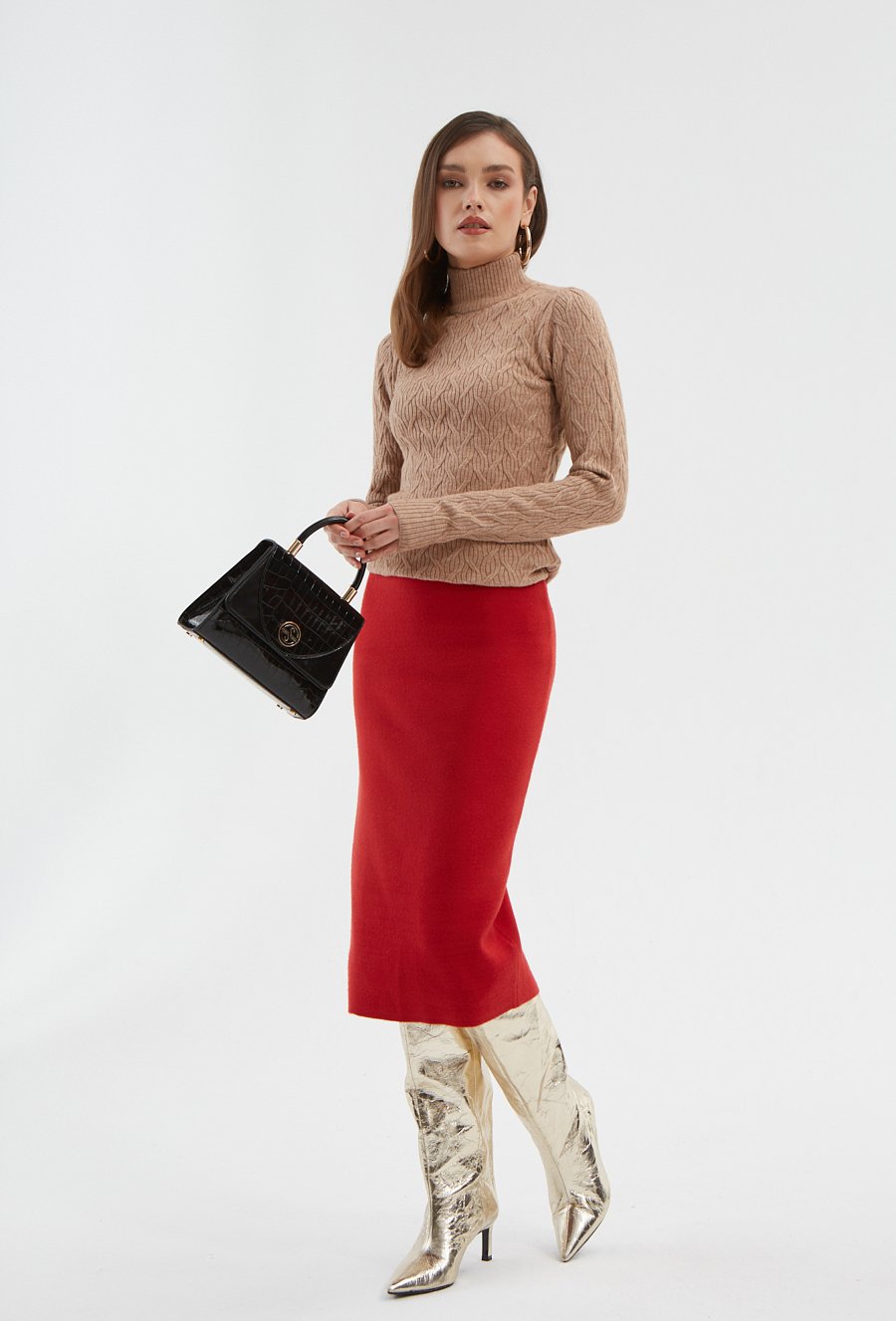 Oł&oacute;wkowa sp&oacute;dnica z wiskozy