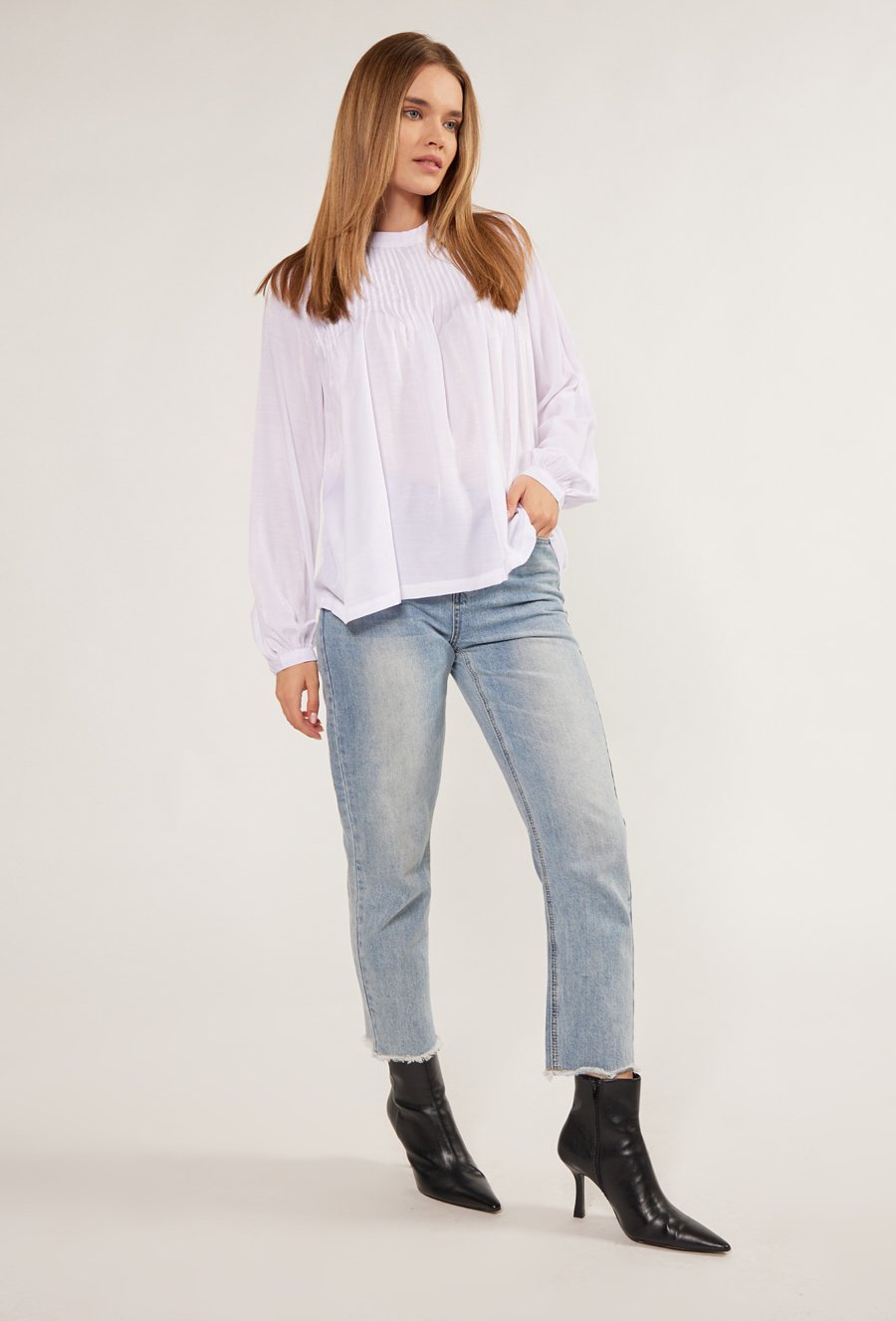 Koszula damska z plisowanym frontem