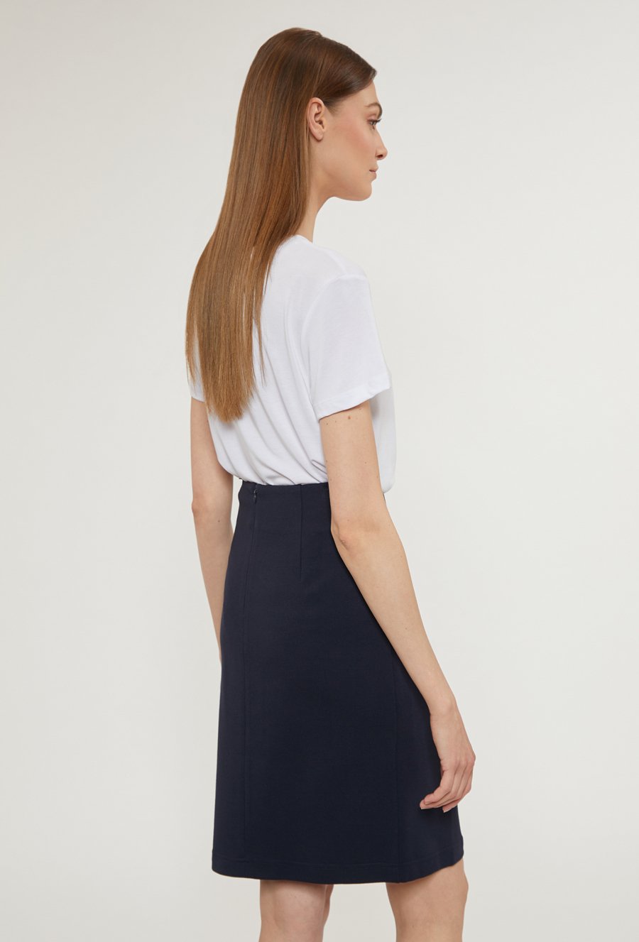 Oł&oacute;wkowa sp&oacute;dnica z dużą kieszenią