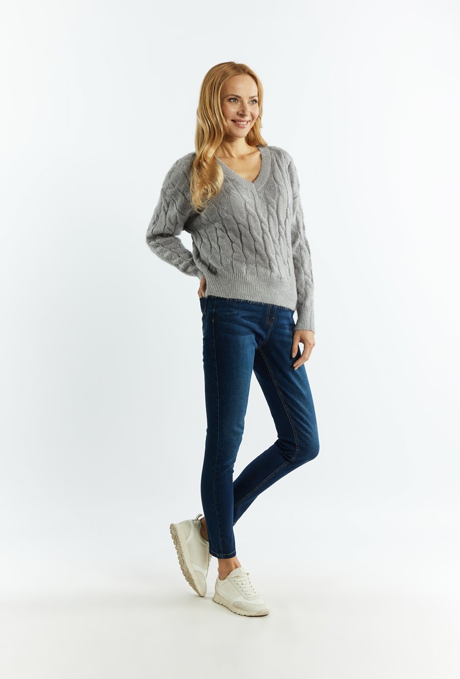 Sweter damski ze splotem