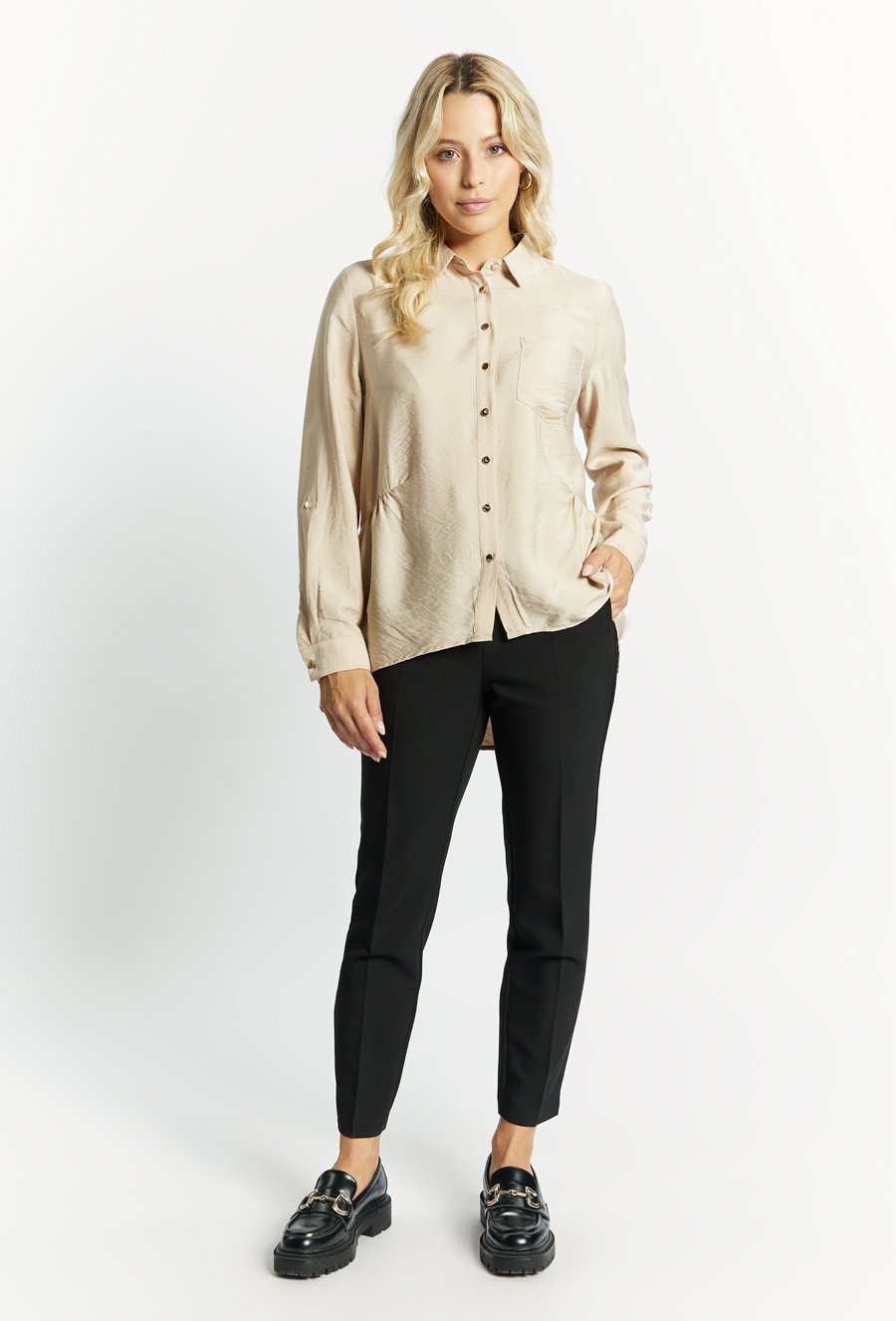 Koszula z dłuższym tyłem