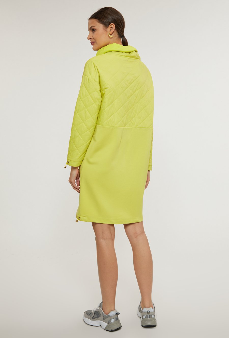 Sukienka damska z pikowaniem