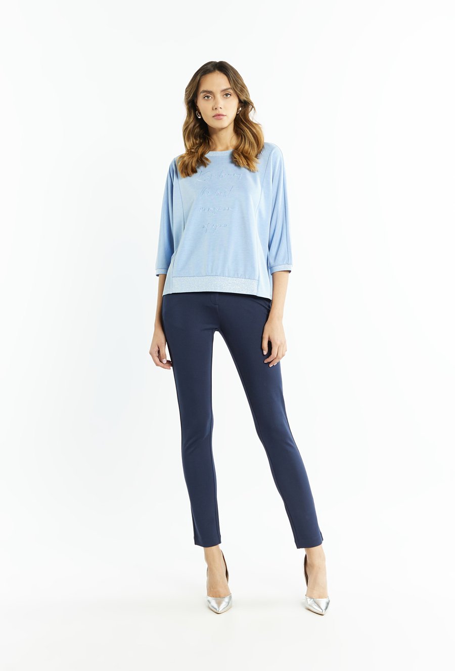 Wiskozowa bluzka damska o luźnym kroju