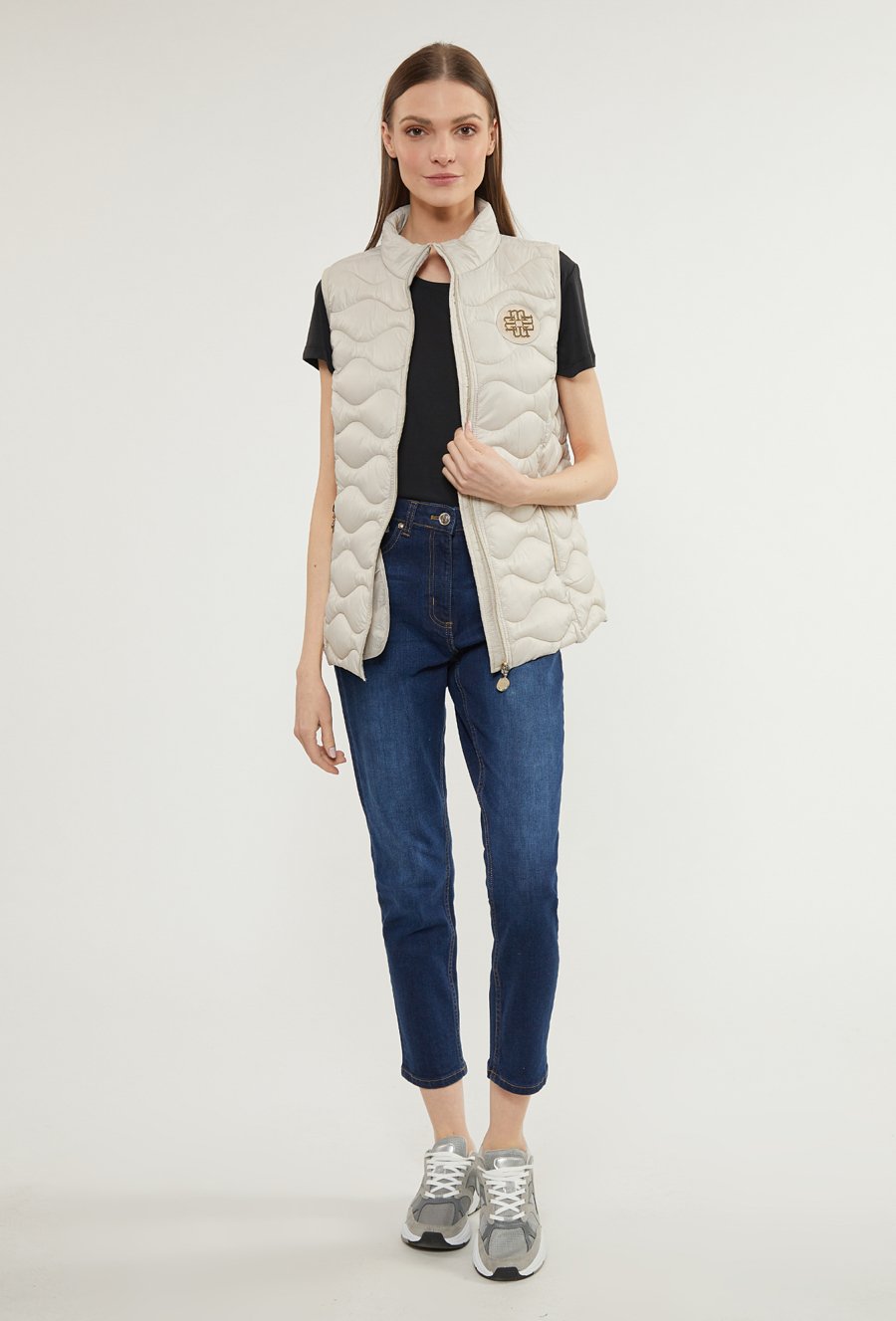 Pikowany bezrękawnik damski