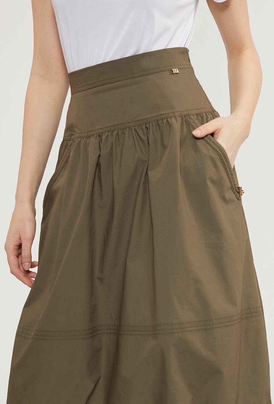 Bawełniana sp&oacute;dnica z ściągaczem