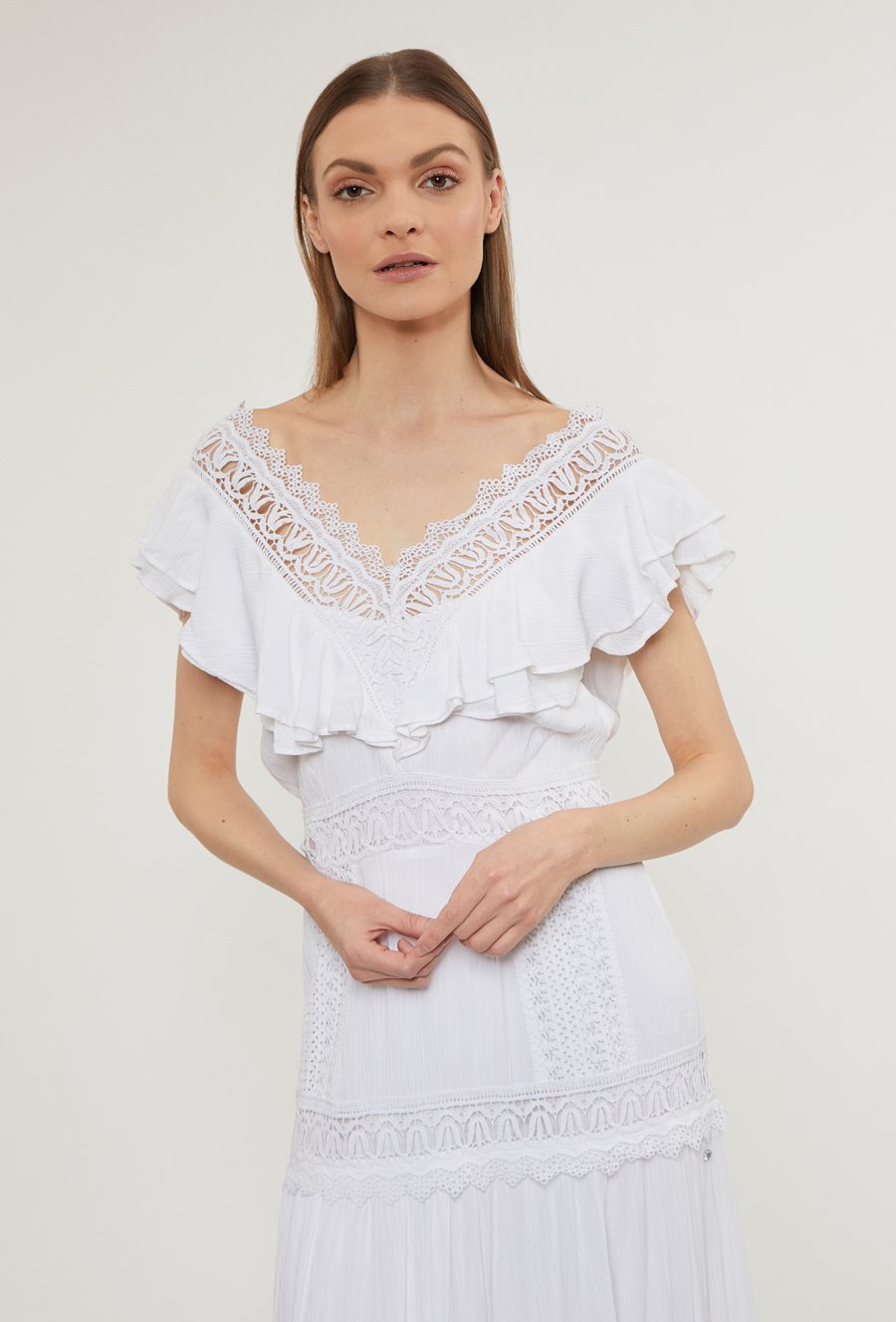 Sukienka damska z koronkowymi przeszyciami