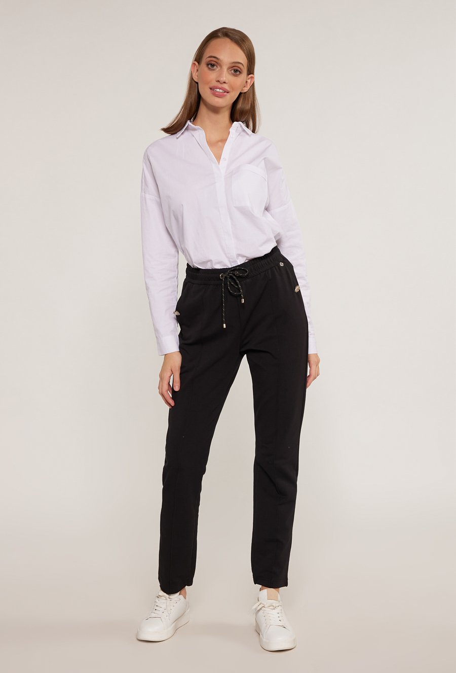 Materiałowe spodnie damskie