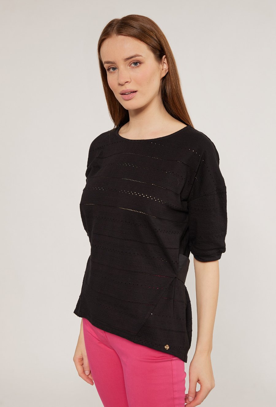 Ażurowa bluzka z wiązaniem