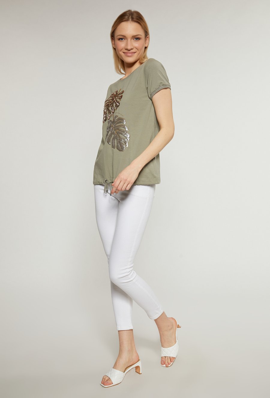 Bawełniany t-shirt damski z cekinowym panelem