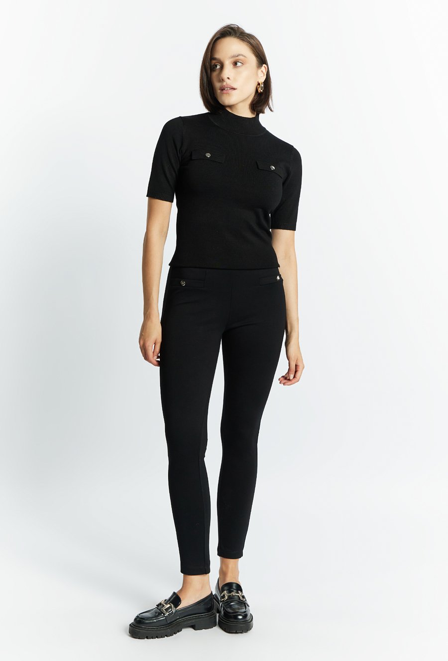 Legginsy damskie z markowanymi kieszeniami