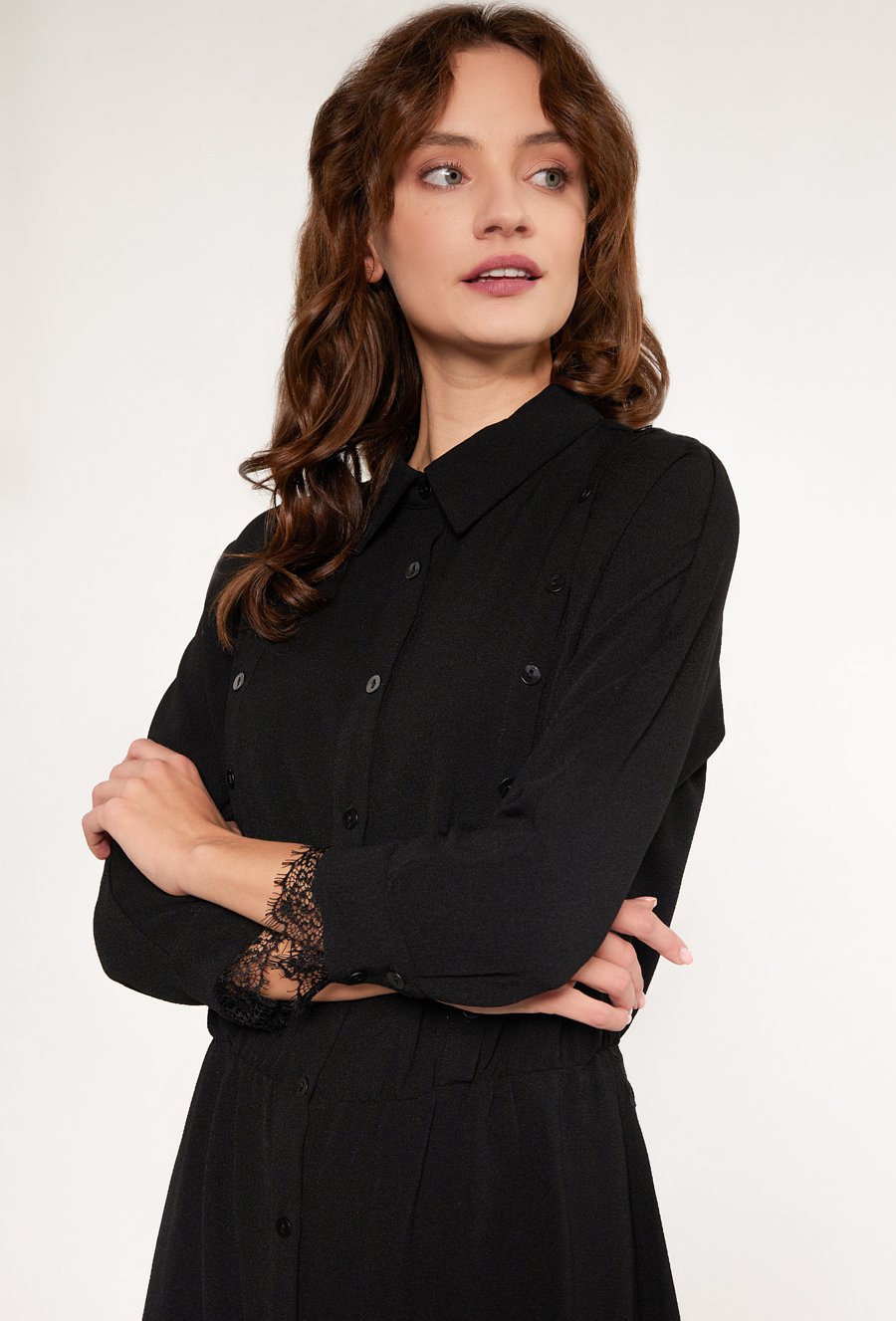 Sukienka o koszulowym kroju