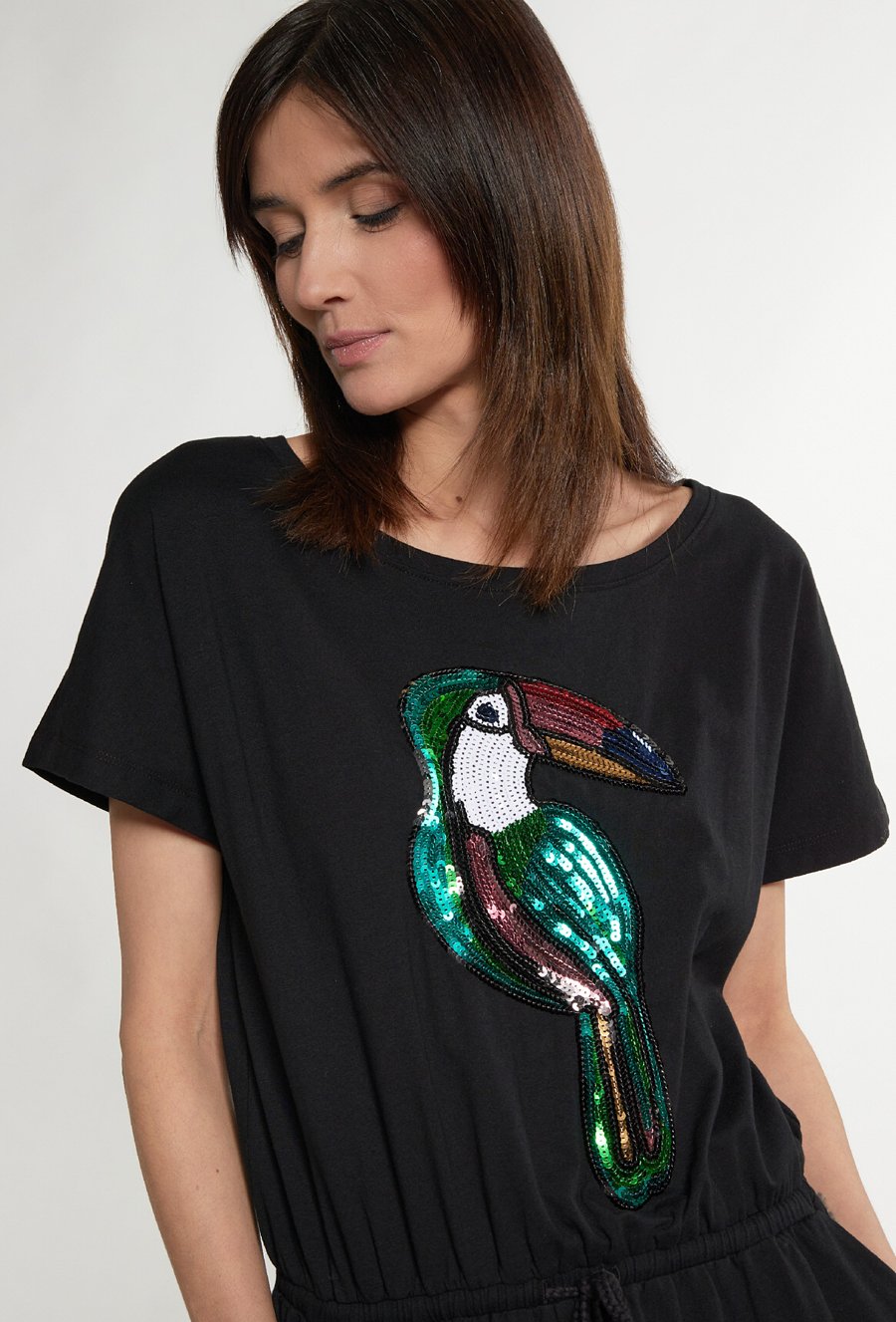 Sukienka damska z cekinowym wzorem